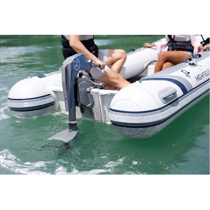 Momentum M10 Outboard (10 kW)