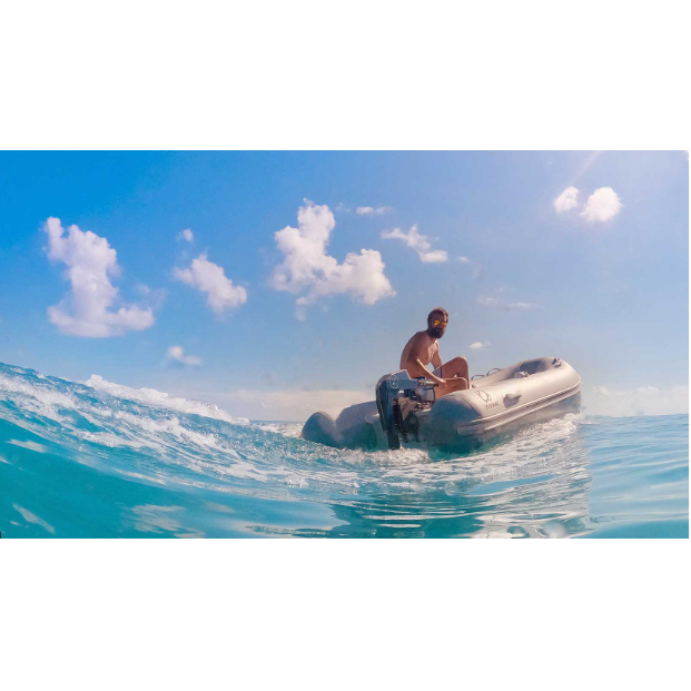 Momentum M6 Outboard (6 kW)
