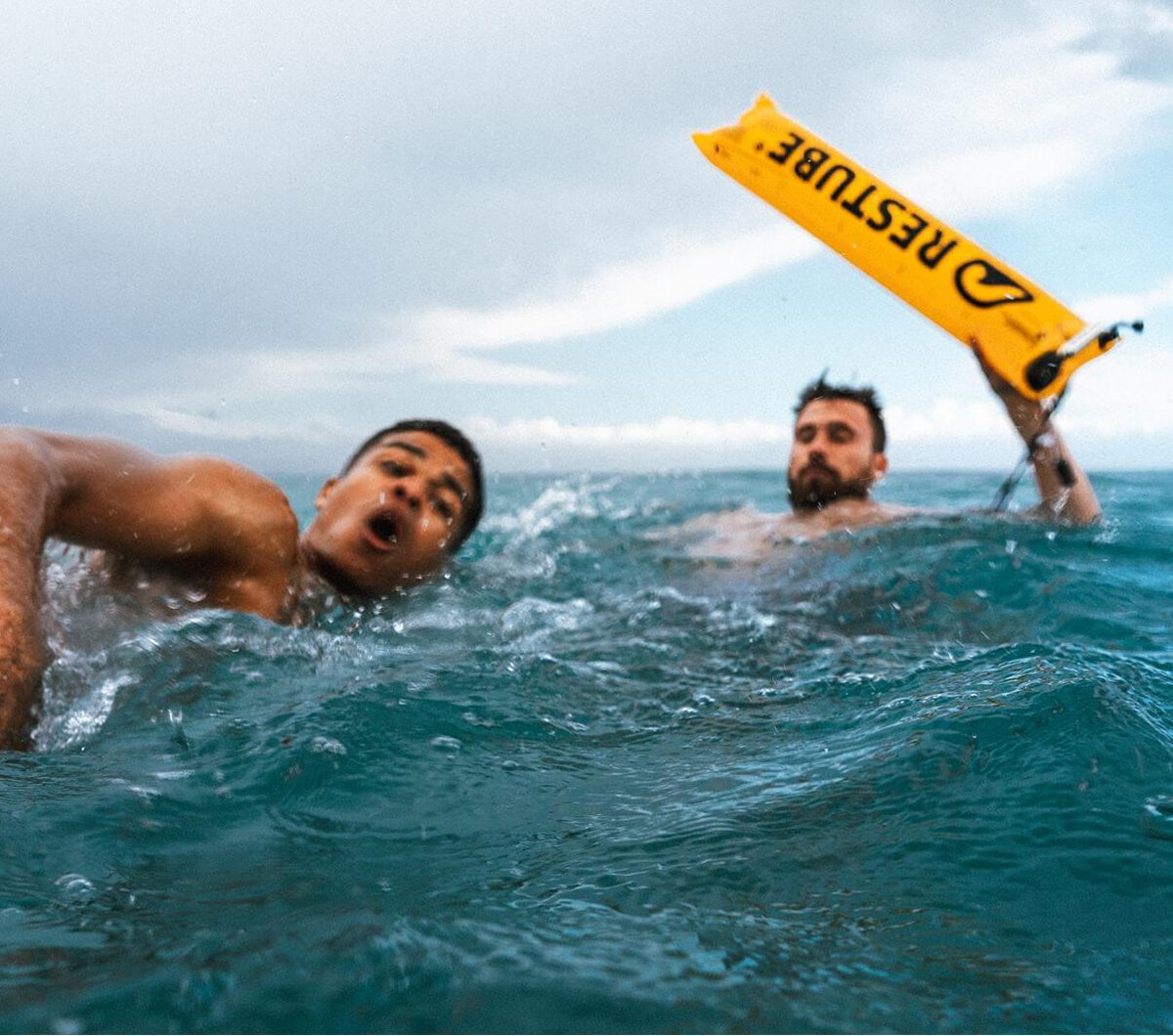Restube Automatic thrown to a swimmer in open water